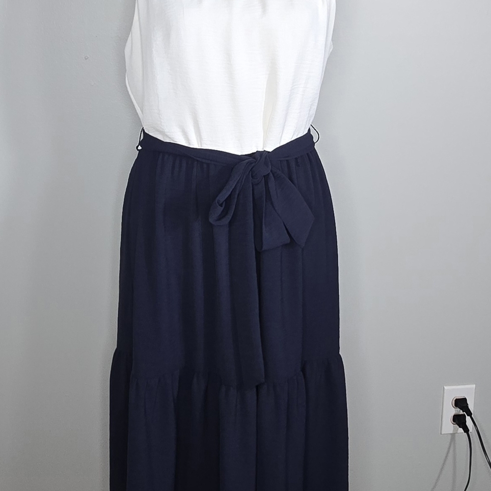 Elegant Navy Blue Women's Skirt